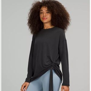 Lululemon Side Cinch Long Sleeve Crew size 4